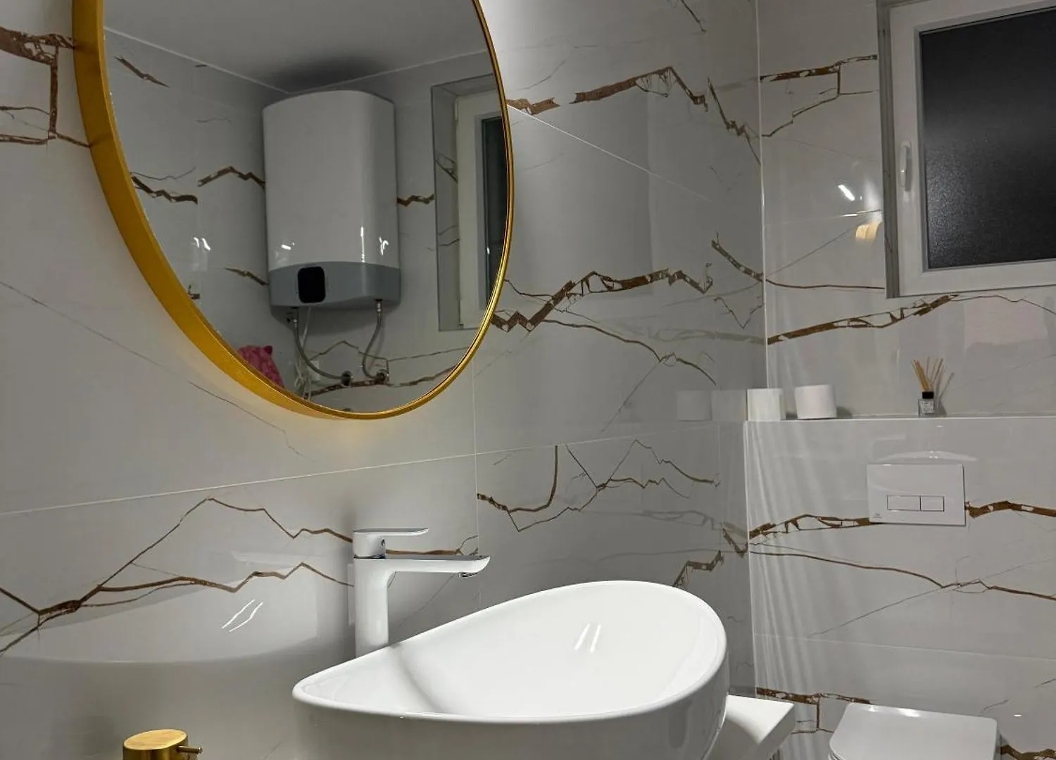 Luxury Oasis With Private Pool & Parking Apartamento Split 0*,  Croácia